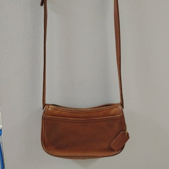 ❤️Vintage COACH 9031 British Tan Leather Wendie Adjustable Crossbody Bag - Picture 1 of 9